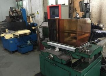 線切割的鍍覆層和熱熔層 線切割的鍍覆層和熱熔層